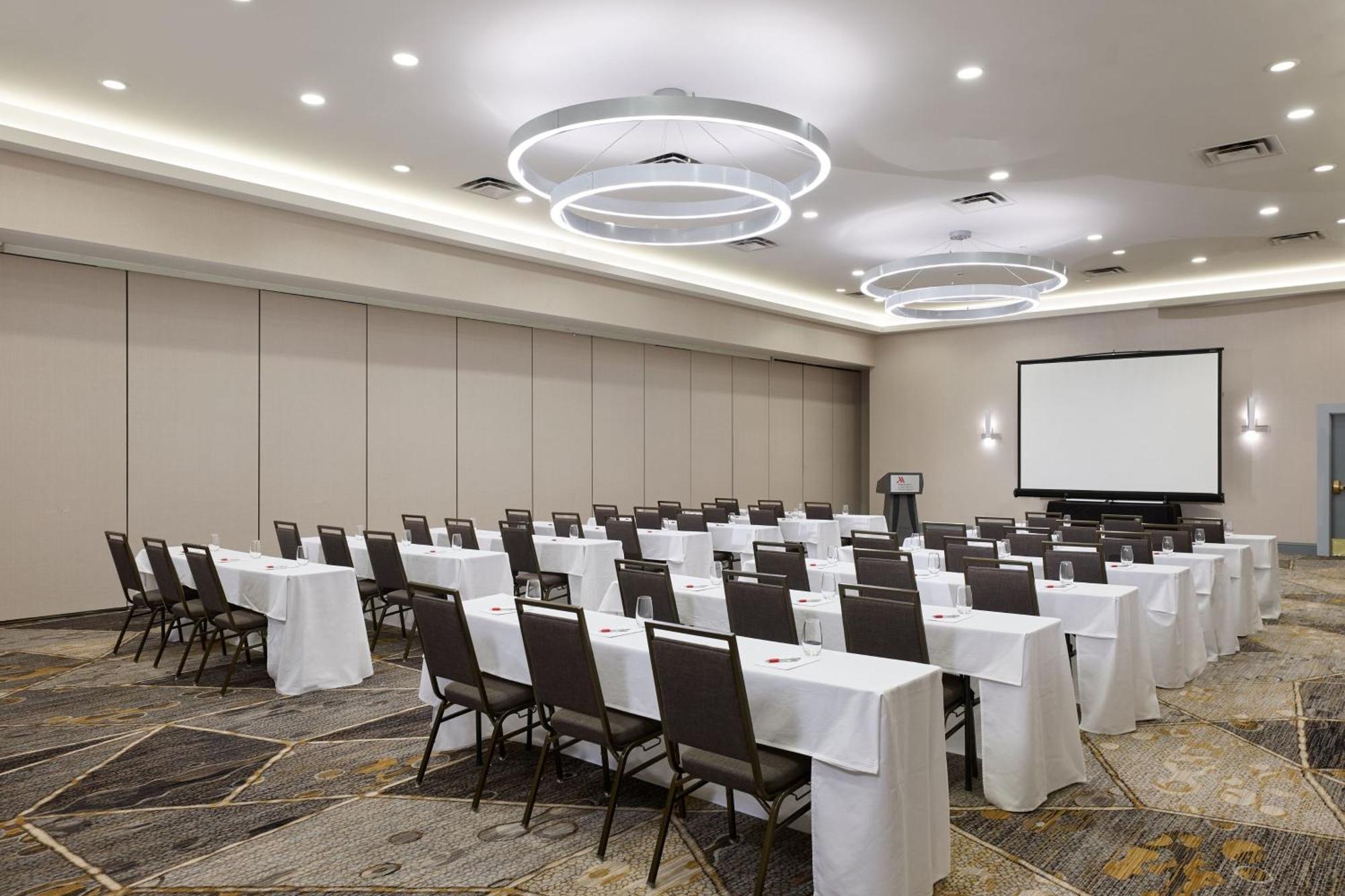 Marriott Cincinnati Northeast Мейсон Экстерьер фото